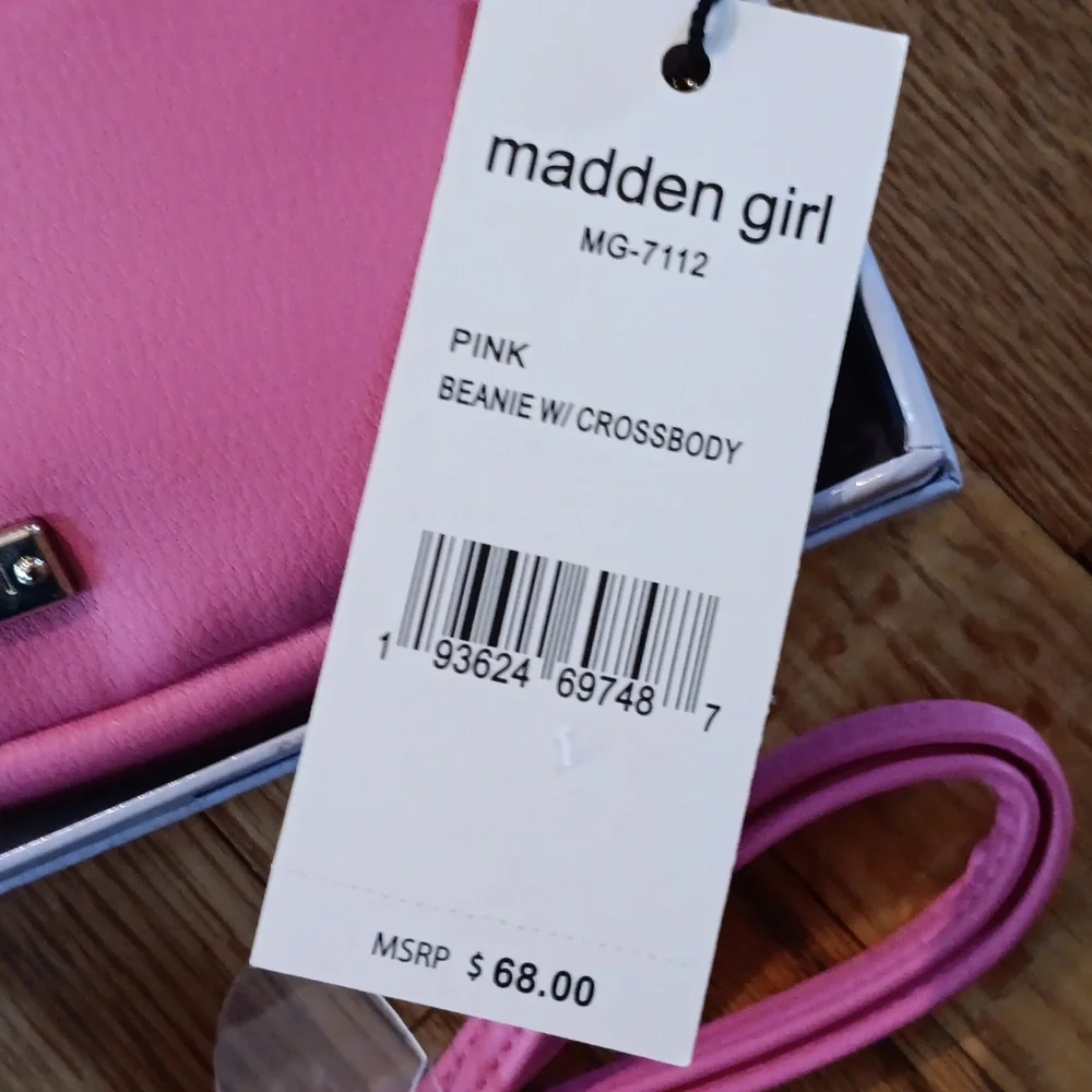 NWT Madden Girl Pink Beanie & Crossbody Gift Set ■ Gift Box Included